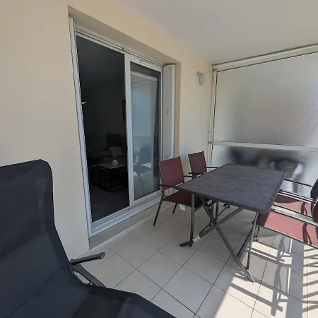 4 Pers, Proches Piscine, & Zoo Apartament