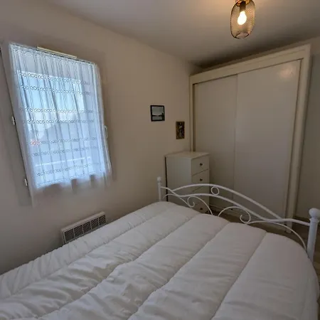 4 Pers, Proches Piscine, & Zoo Apartament