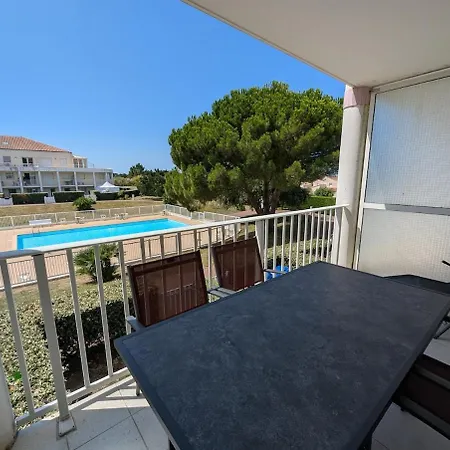 4 Pers, Proches Piscine, & Zoo لي سابلِ دولونْ